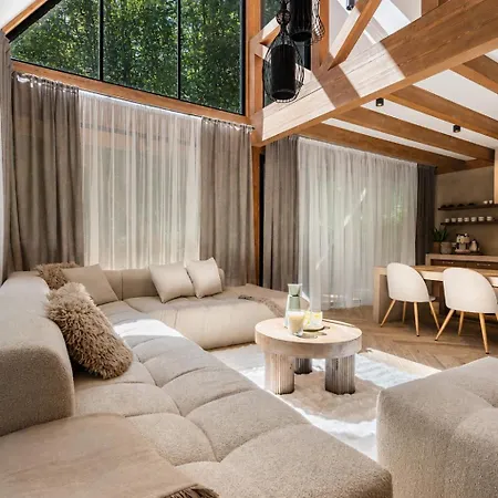 Serenity Skalka & Wellness